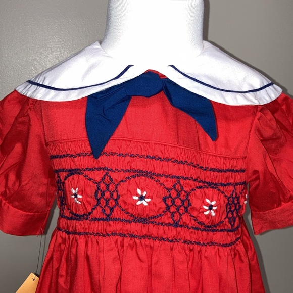 Vintage Winnie the Pooh Walt Disney smocked sailor style dress size 6 - Picture 2 of 7